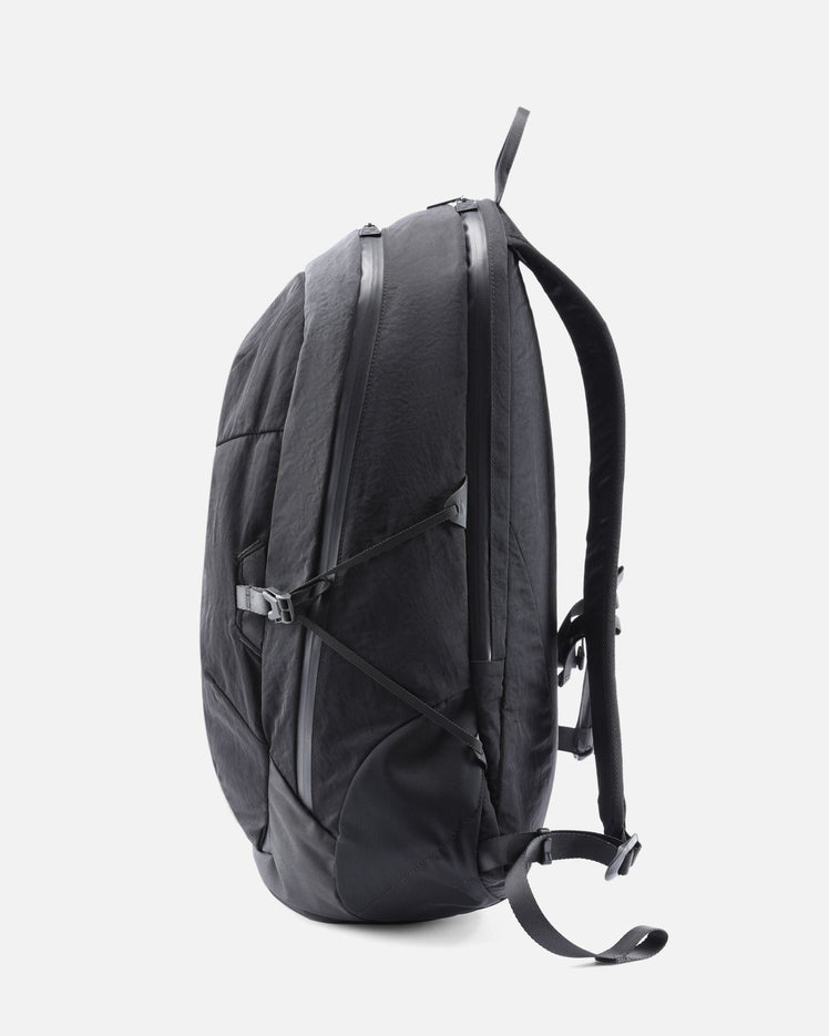 Triomphe Backpack - Hat | Staple Pigeon