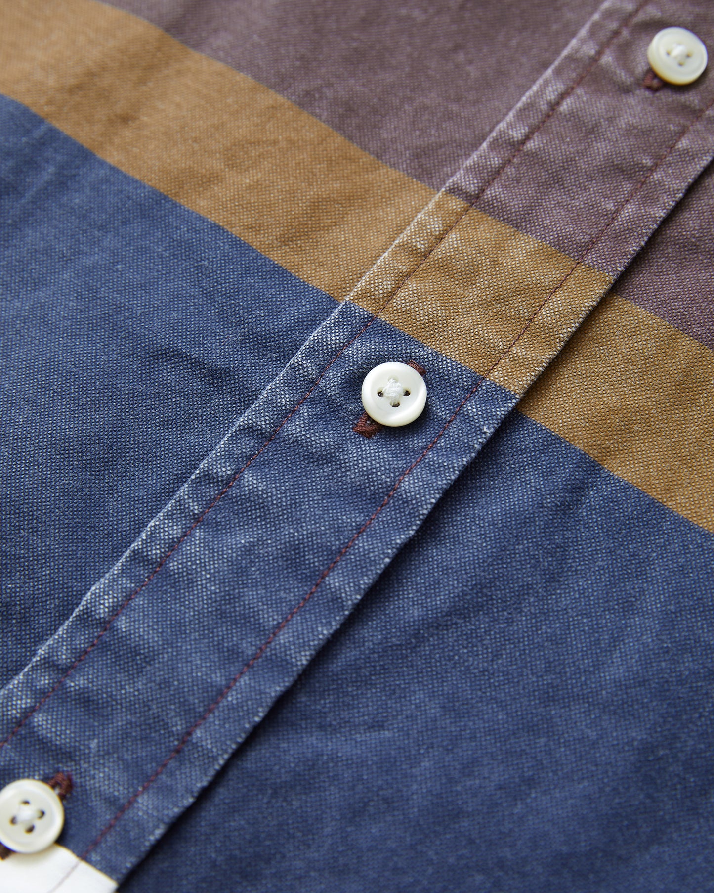 EMBLEM WOVEN SHIRT