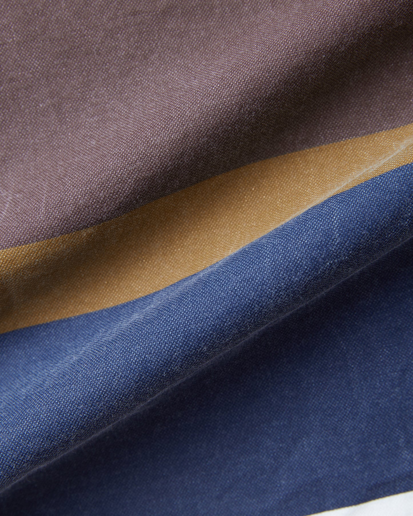 EMBLEM WOVEN SHIRT