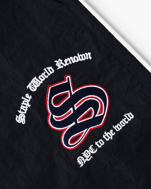 Load image 1 in gallery view