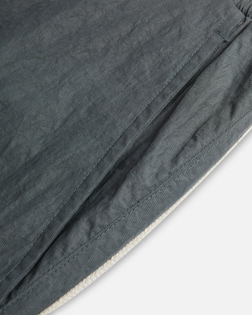 Load image 1 in gallery view