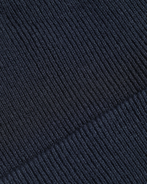 Load image 1 in gallery view