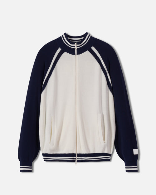 Load image 1 in gallery view